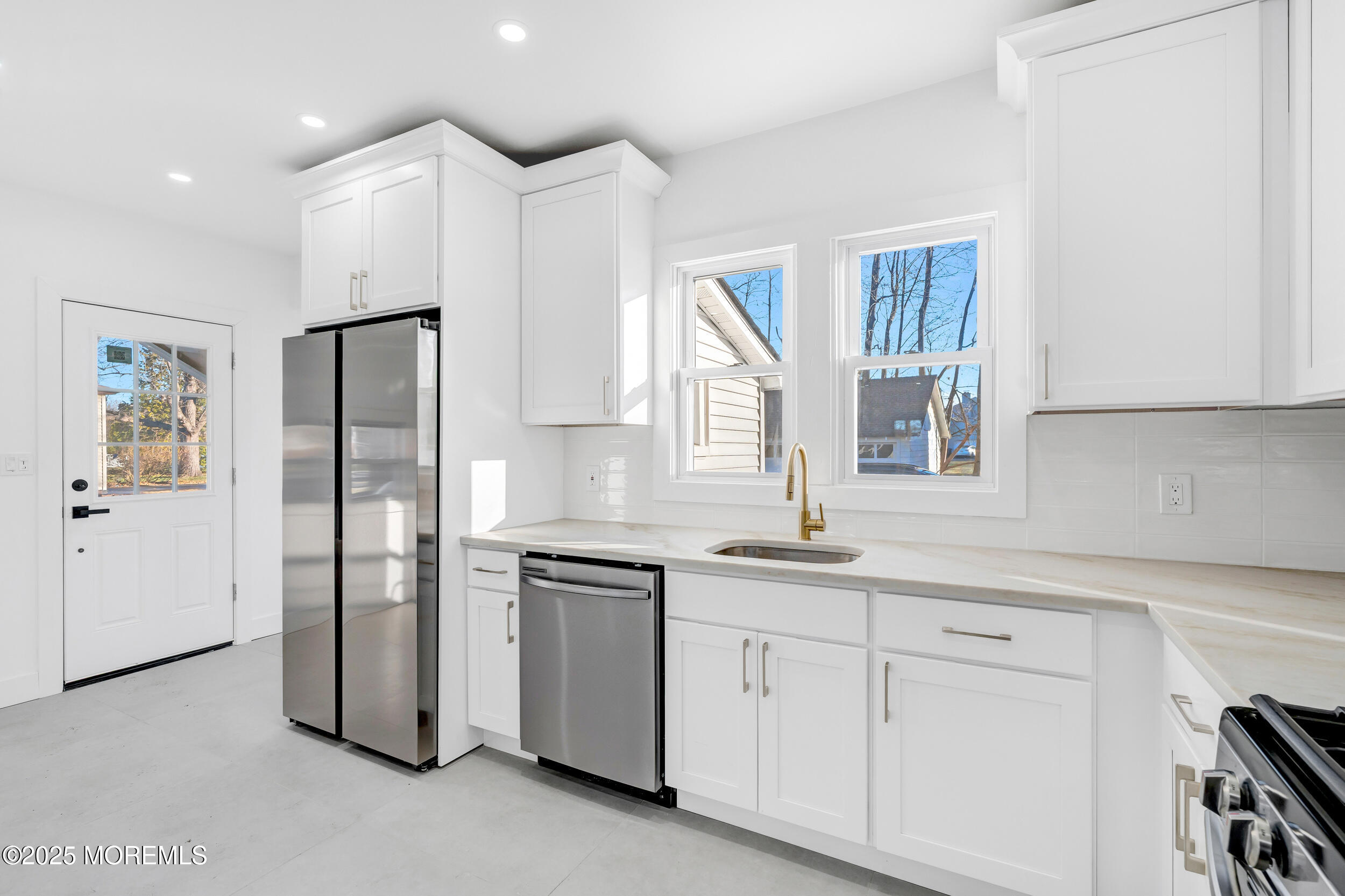 448 Monmouth Road West Long Branch, NJ 07764 - Photo 21 of 51 015