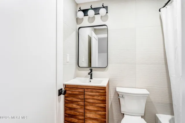 $4,600 | 448 Monmouth Road, West Long Branch, NJ 07764