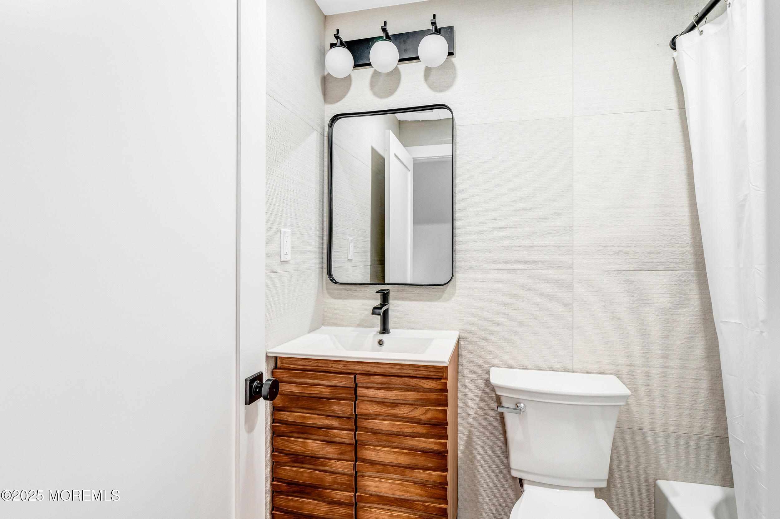 448 Monmouth Road West Long Branch, NJ 07764 - Photo 39 of 51 026