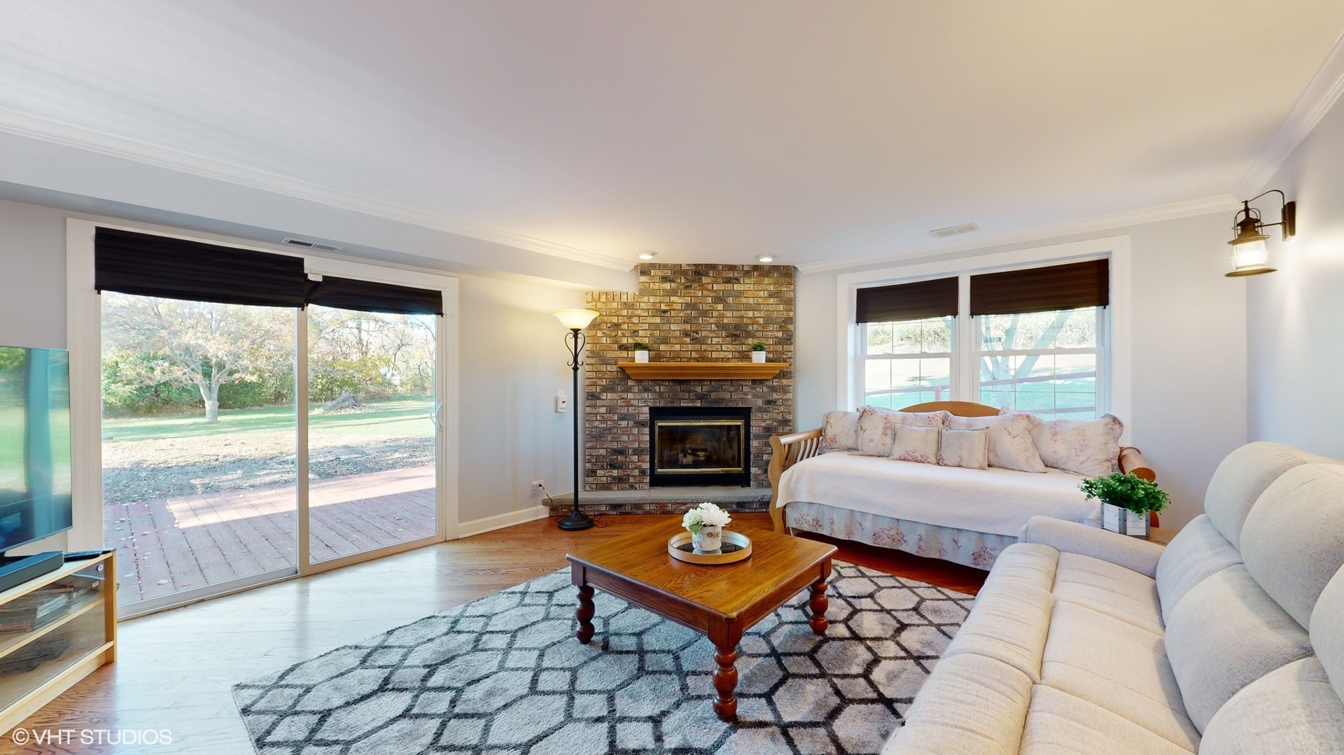 26181 North Anderson Road Wauconda, IL 60084 - Photo 3 of 27 Gallery Image 3