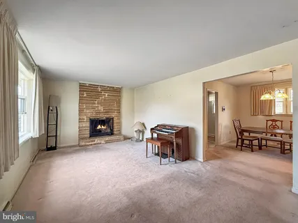 $375,000 | 6404 Summerhill Road, Temple Hills, MD 20748