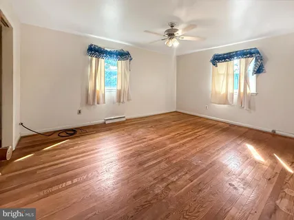 $375,000 | 6404 Summerhill Road, Temple Hills, MD 20748