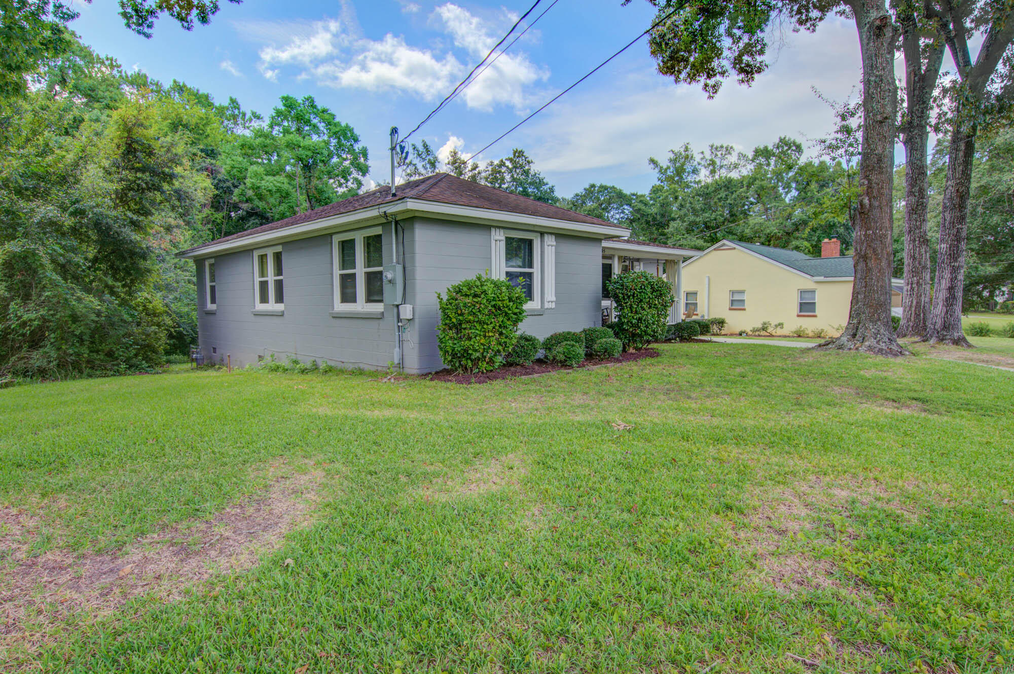 1005 Holcombe Road Hanahan, SC 29410 - Photo 4 of 27 1005 (3)