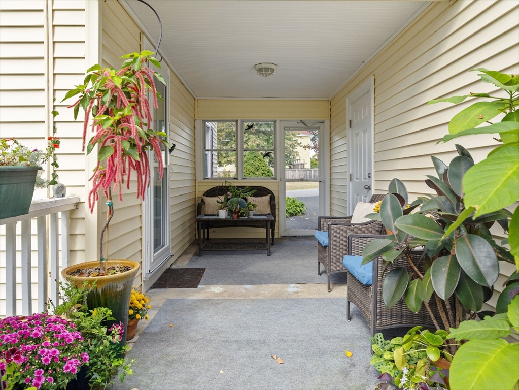 24 Ardmore Road Framingham, MA 01702 - Photo 11 of 42