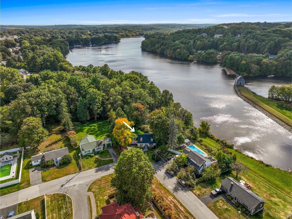 24 Ardmore Road Framingham, MA 01702 - Photo 2 of 42