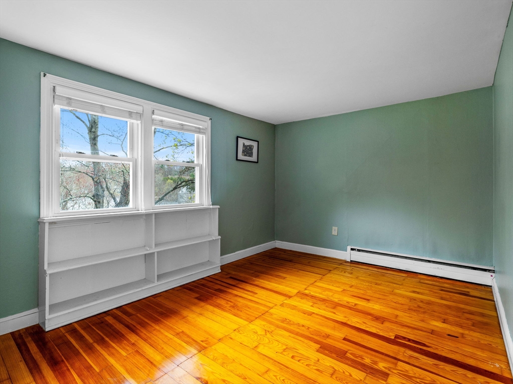 24 Ardmore Road Framingham, MA 01702 - Photo 23 of 42