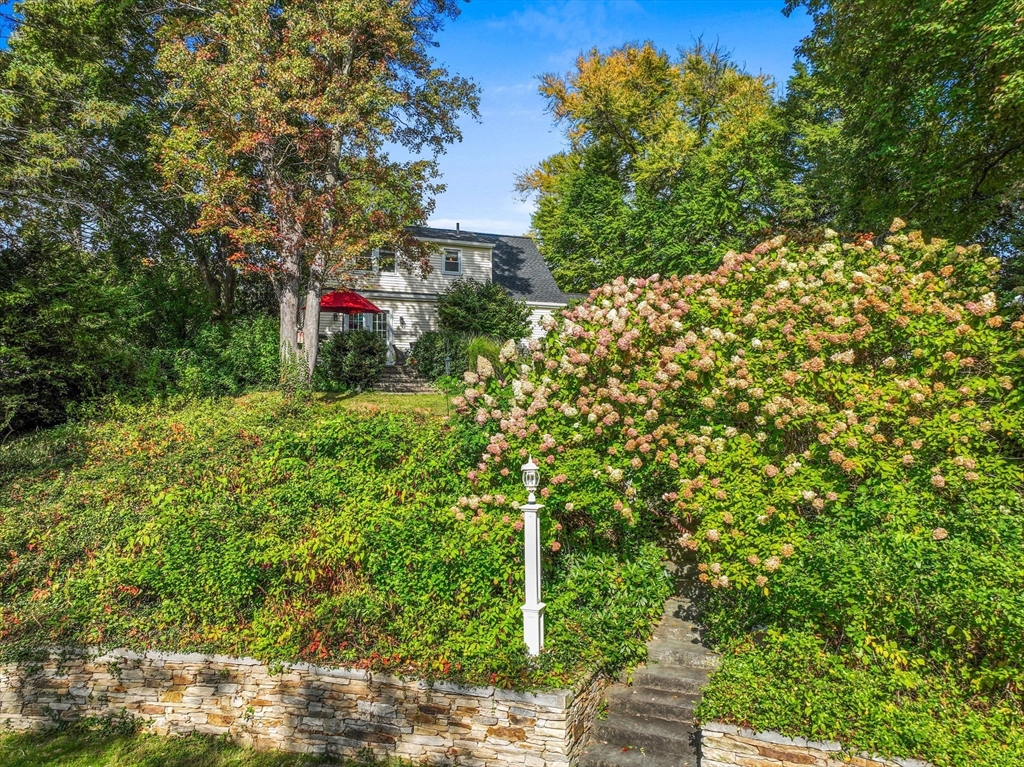 24 Ardmore Road Framingham, MA 01702 - Photo 35 of 42