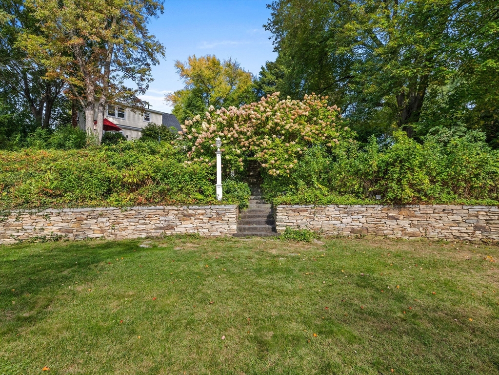 24 Ardmore Road Framingham, MA 01702 - Photo 37 of 42