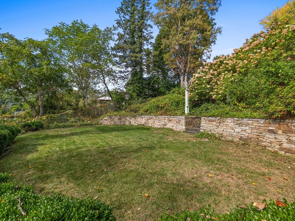 24 Ardmore Road Framingham, MA 01702 - Photo 39 of 42