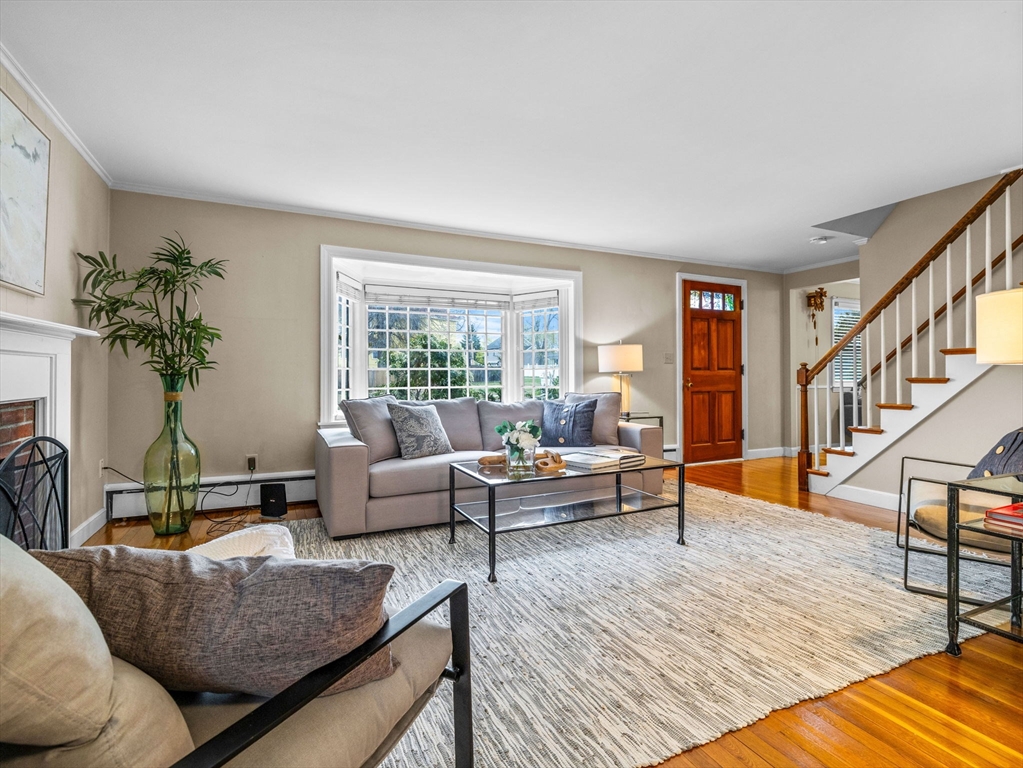 24 Ardmore Road Framingham, MA 01702 - Photo 7 of 42