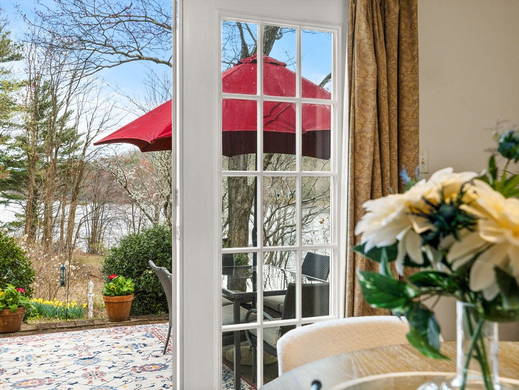 24 Ardmore Road Framingham, MA 01702 - Photo 9 of 42