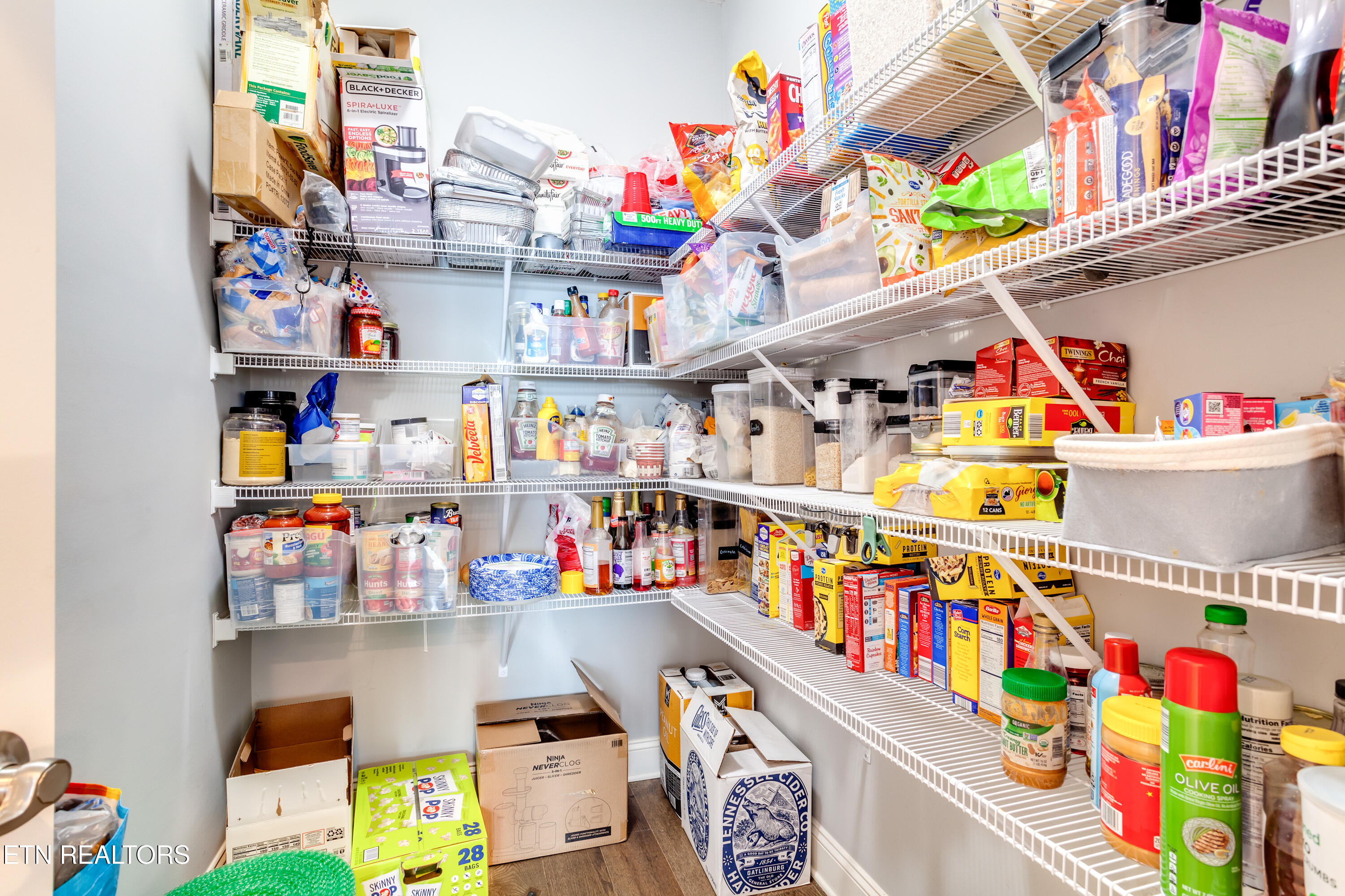 1675 Hickory Reserve Road Knoxville, TN 37932 - Photo 23 of 55 023260304-1-1675HickoryReserveRdKnoxvill