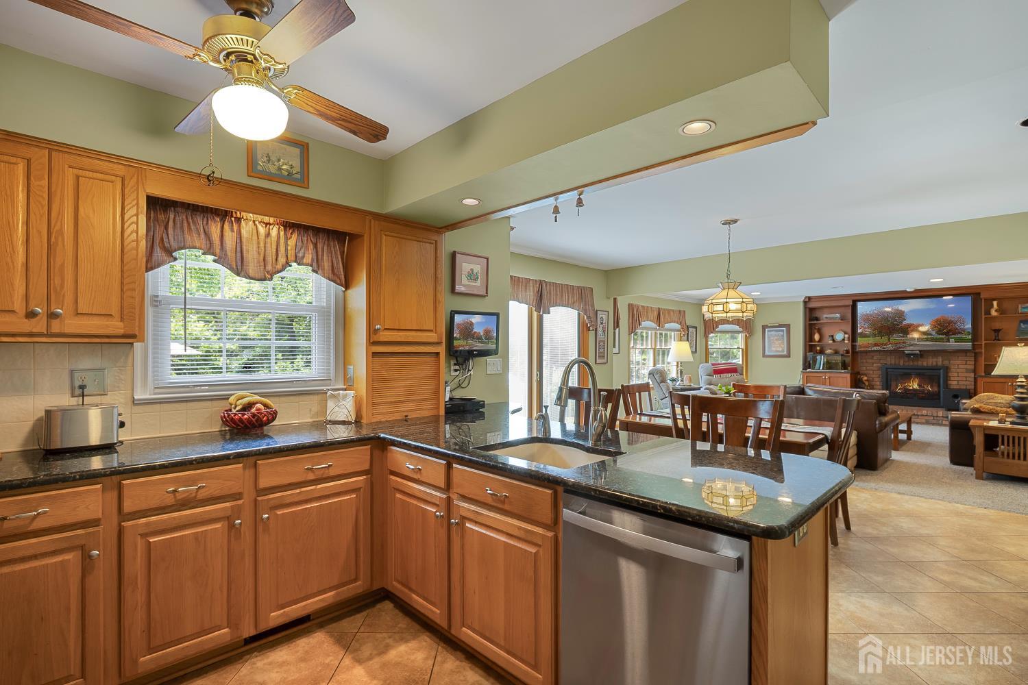 1 Hawthorn Road Piscataway, NJ 08854 - Photo 12 of 37