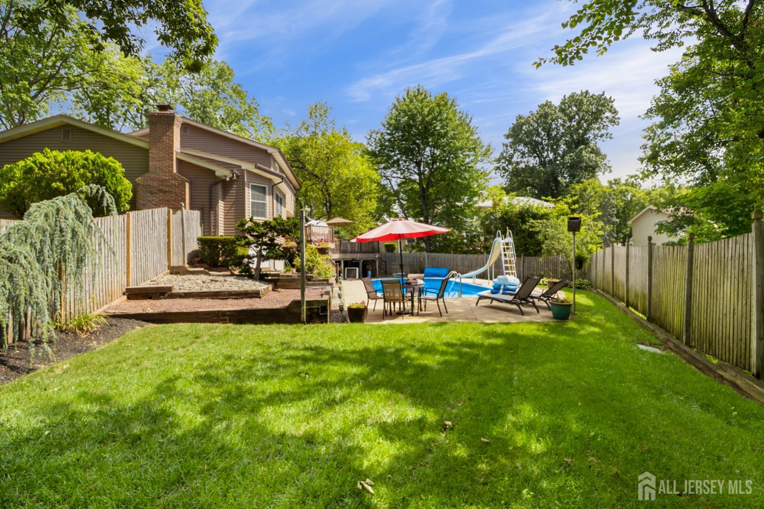 1 Hawthorn Road Piscataway, NJ 08854 - Photo 30 of 37