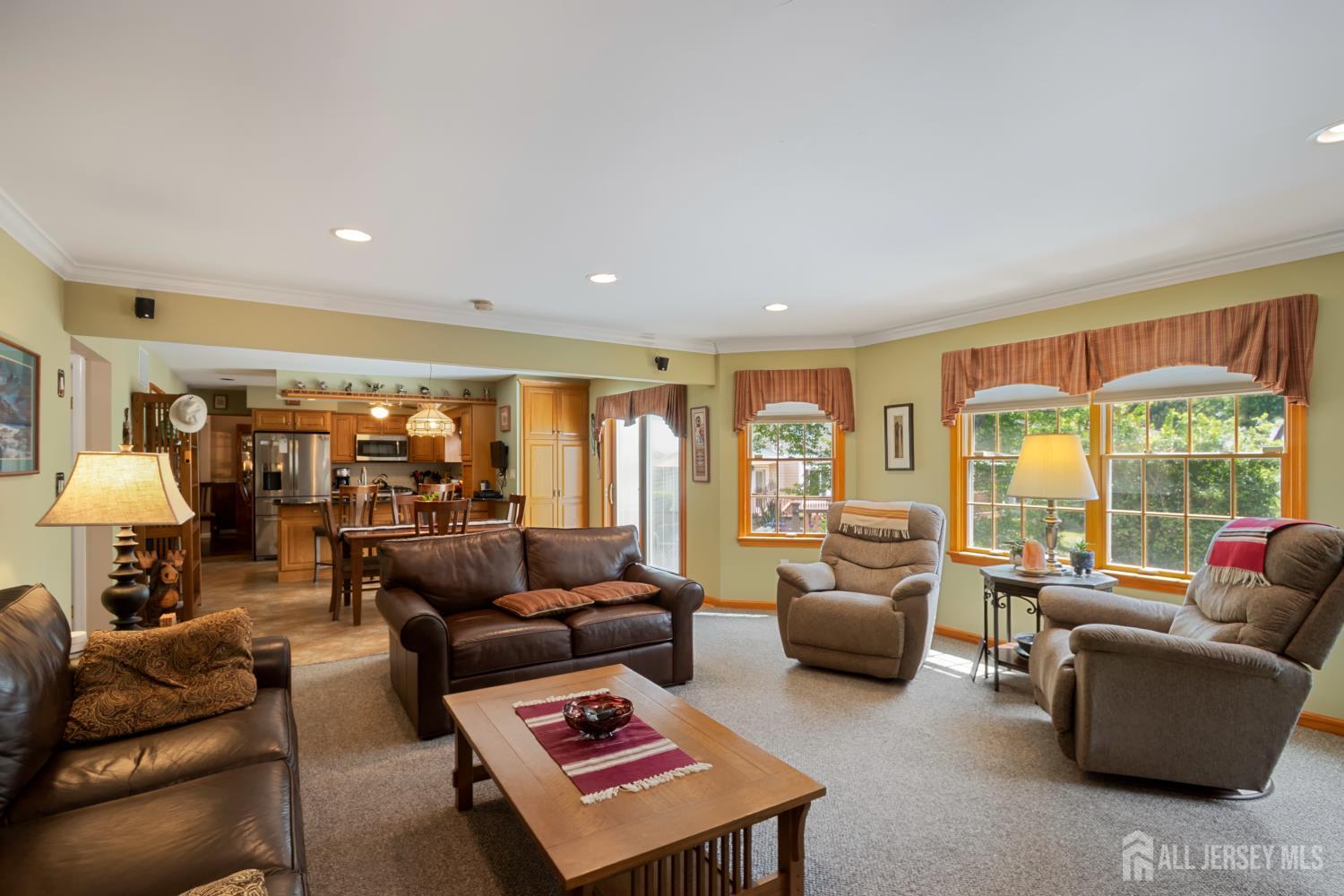 1 Hawthorn Road Piscataway, NJ 08854 - Photo 6 of 37