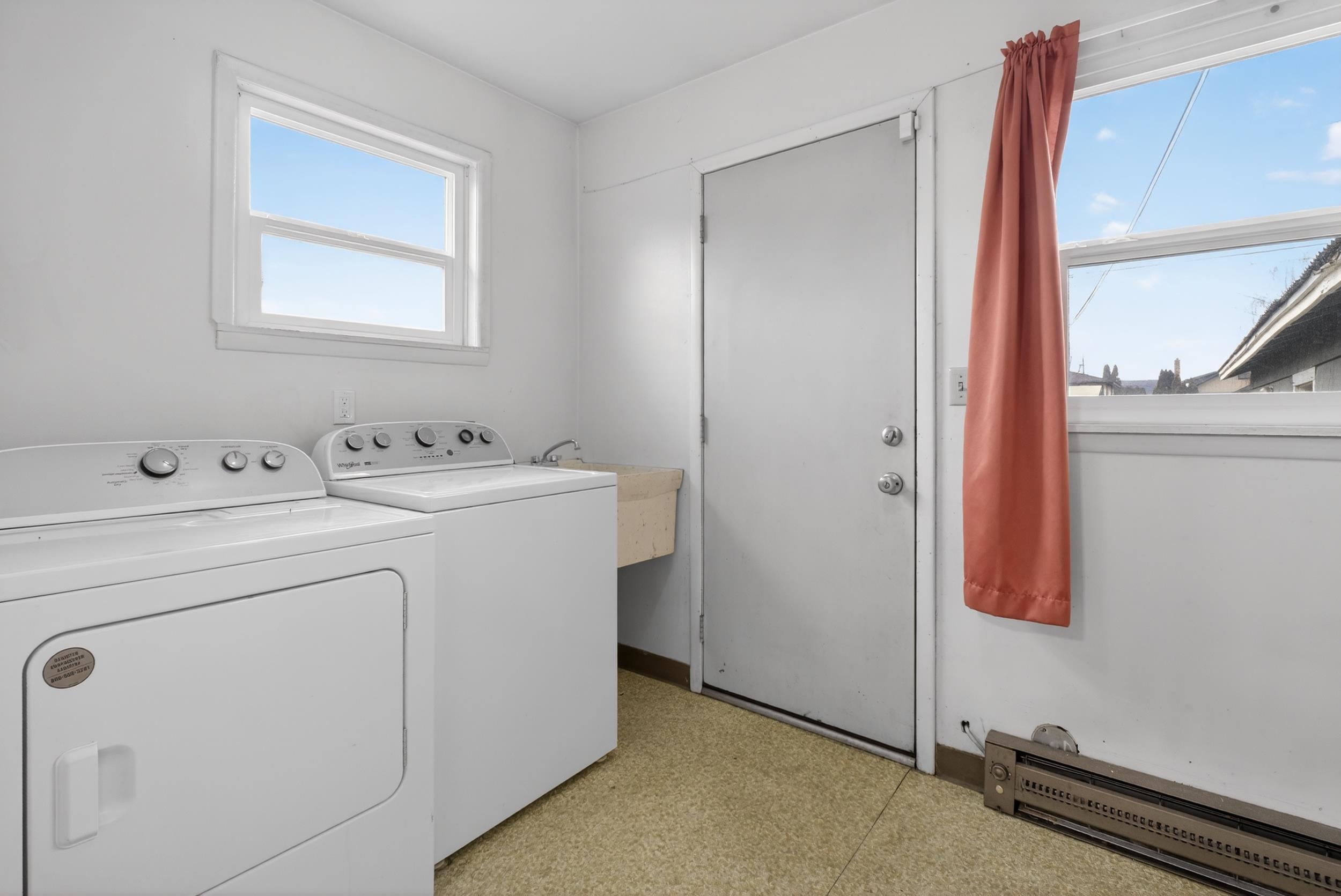 6209 North Whitehouse Street Spokane, WA 99205 - Photo 11 of 40