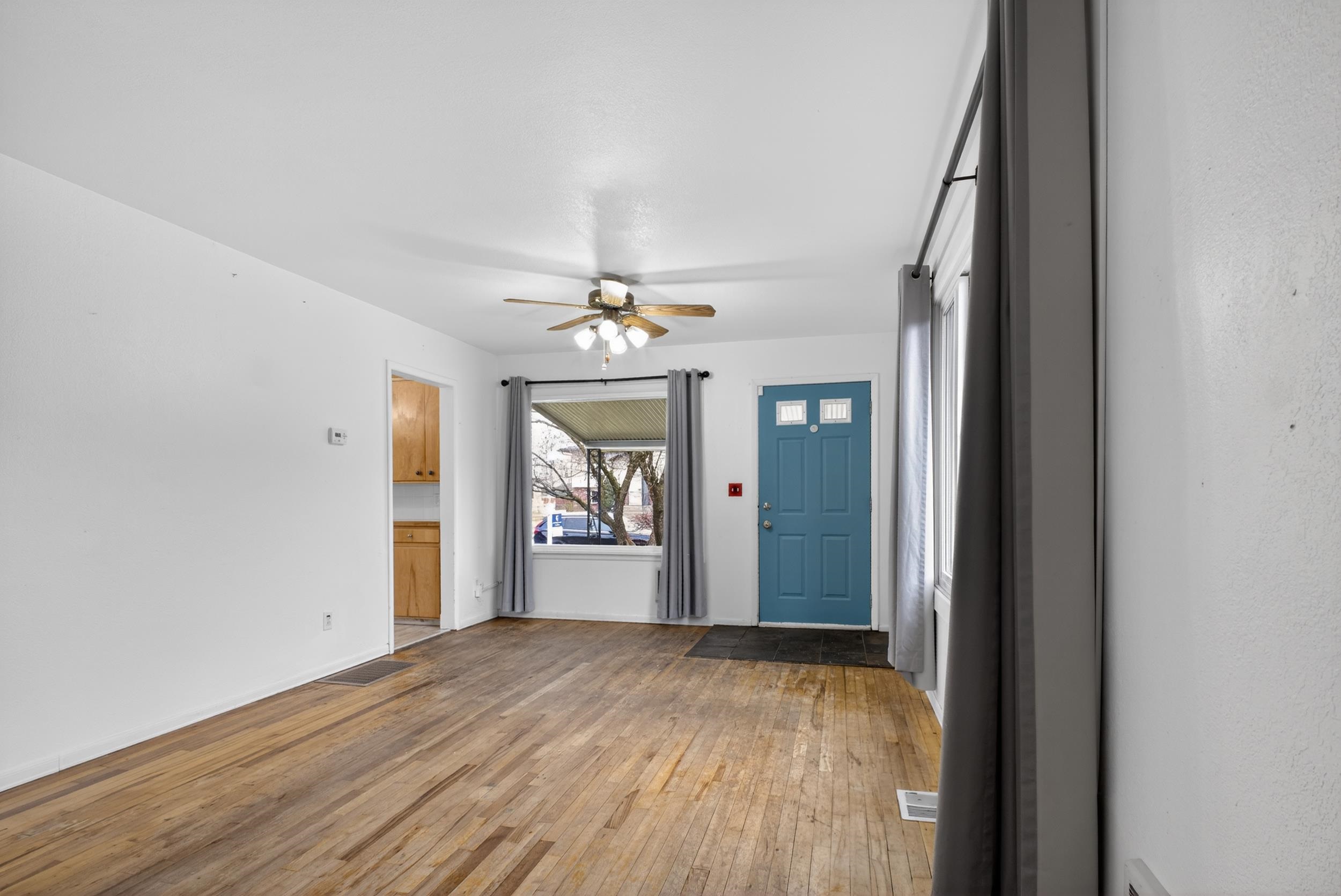 6209 North Whitehouse Street Spokane, WA 99205 - Photo 2 of 40