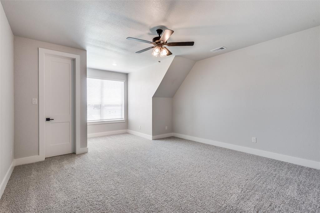 2255 County Road 377 Van Alstyne, TX 75495 - Photo 24 of 32 Bedroom 6/Bonus room with full walk-in closet on second floor