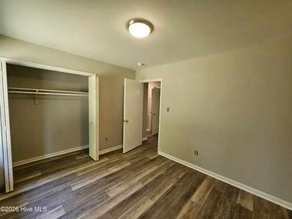 $1,300 | 106 Brenda Drive, Jacksonville, NC 28546