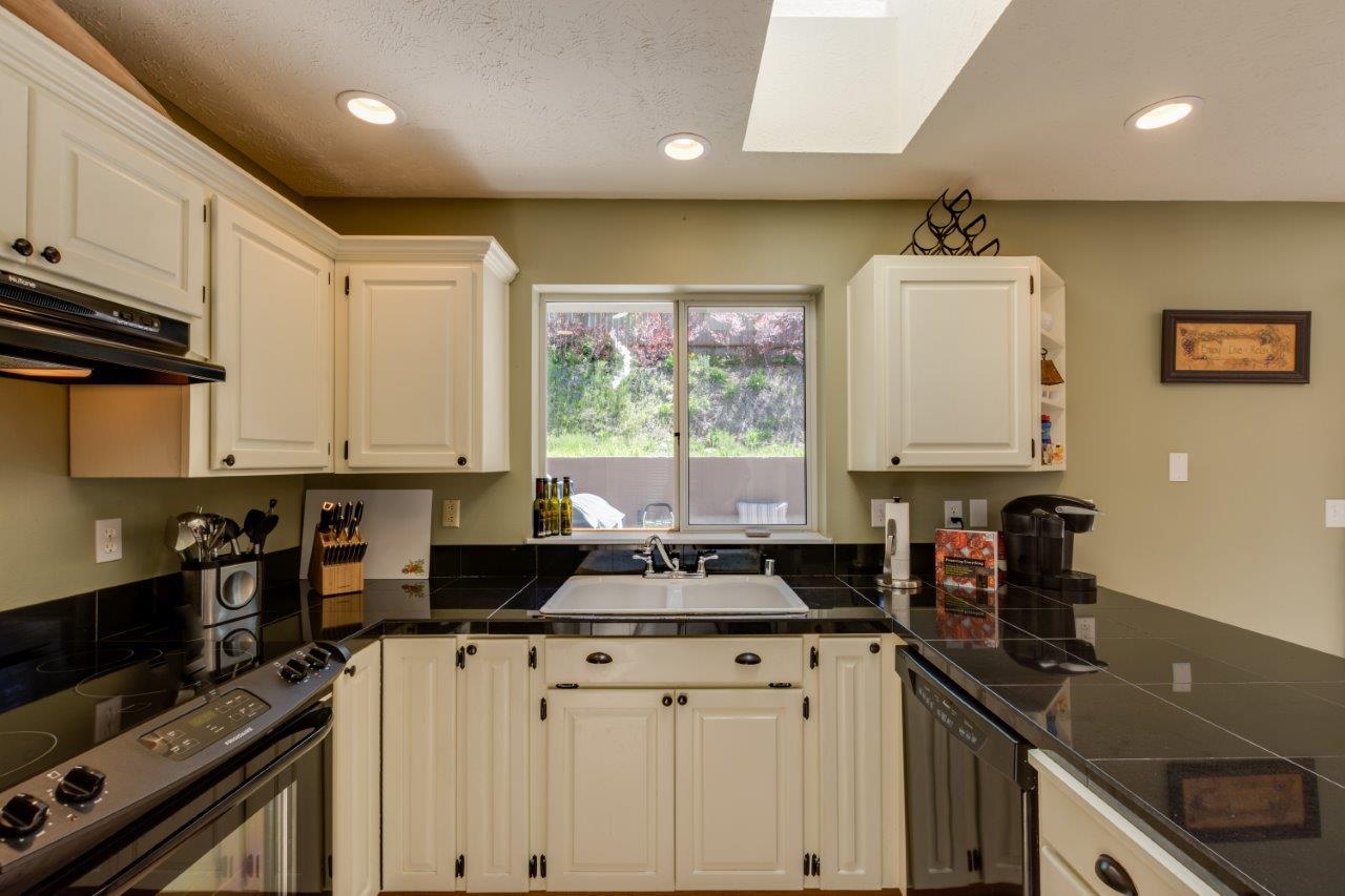 5605 West Rifle Club Road Spokane, WA 99208 - Photo 9 of 17 Gallery Image 9