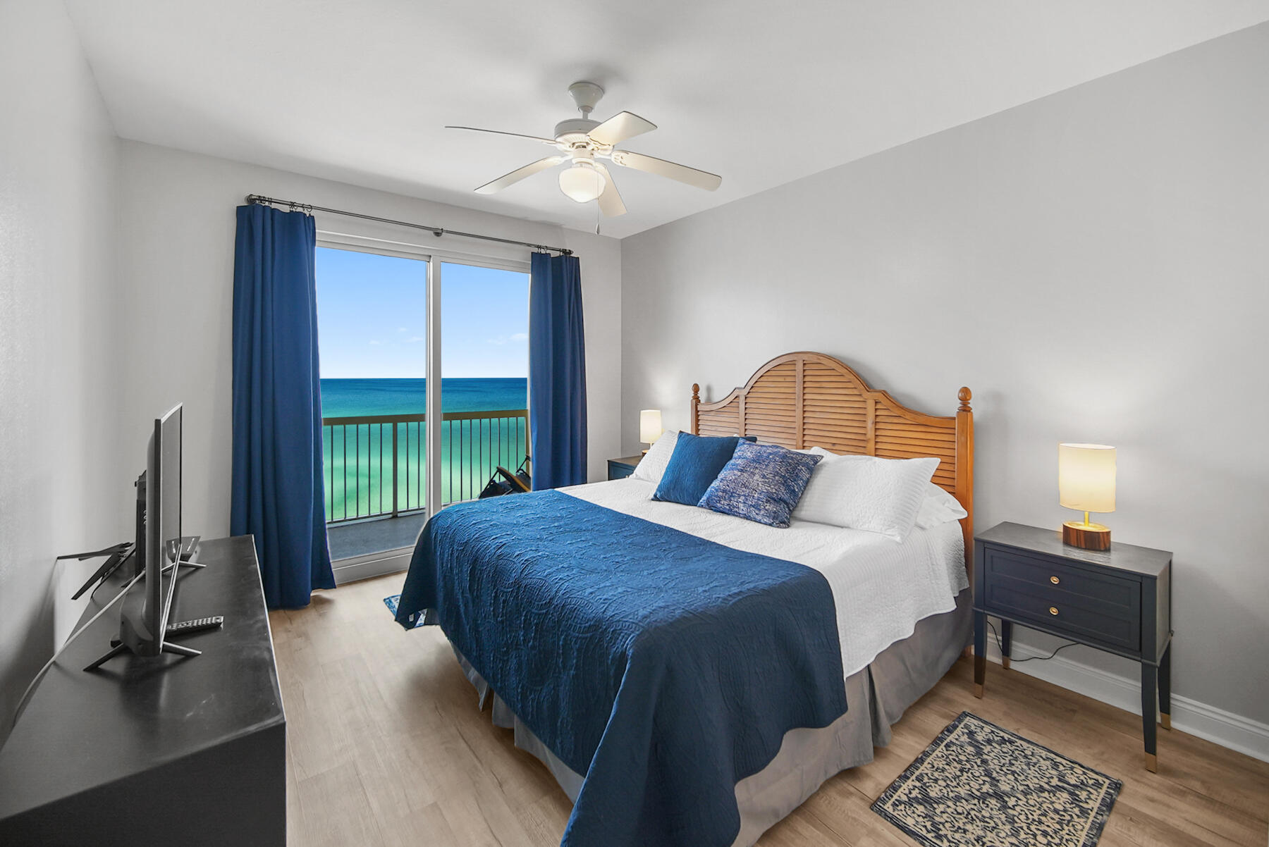 15817 Front Beach Road, Unit 11706 Panama City Beach, FL 32413 - Photo 10 of 22 IMG_7267