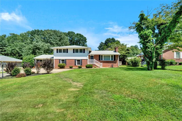 $380,000 | 2010 Boulevard Heights, Anderson, SC 29621