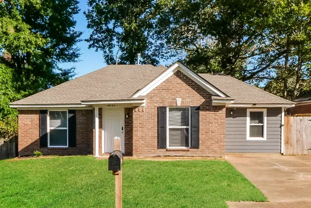 $1,410 | 3824 Windermere Road, Memphis, TN 38128