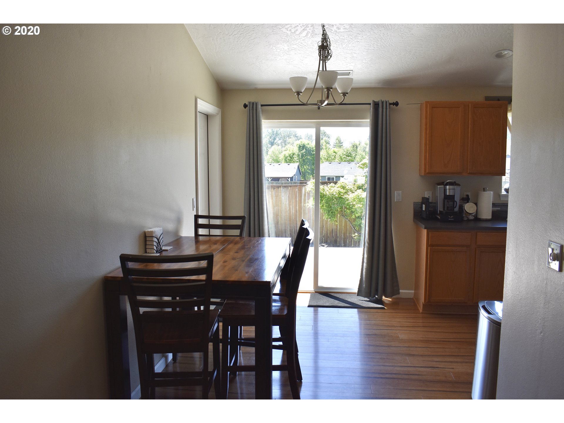 1572 South 59th Street Springfield, OR 97478 - Photo 5 of 21