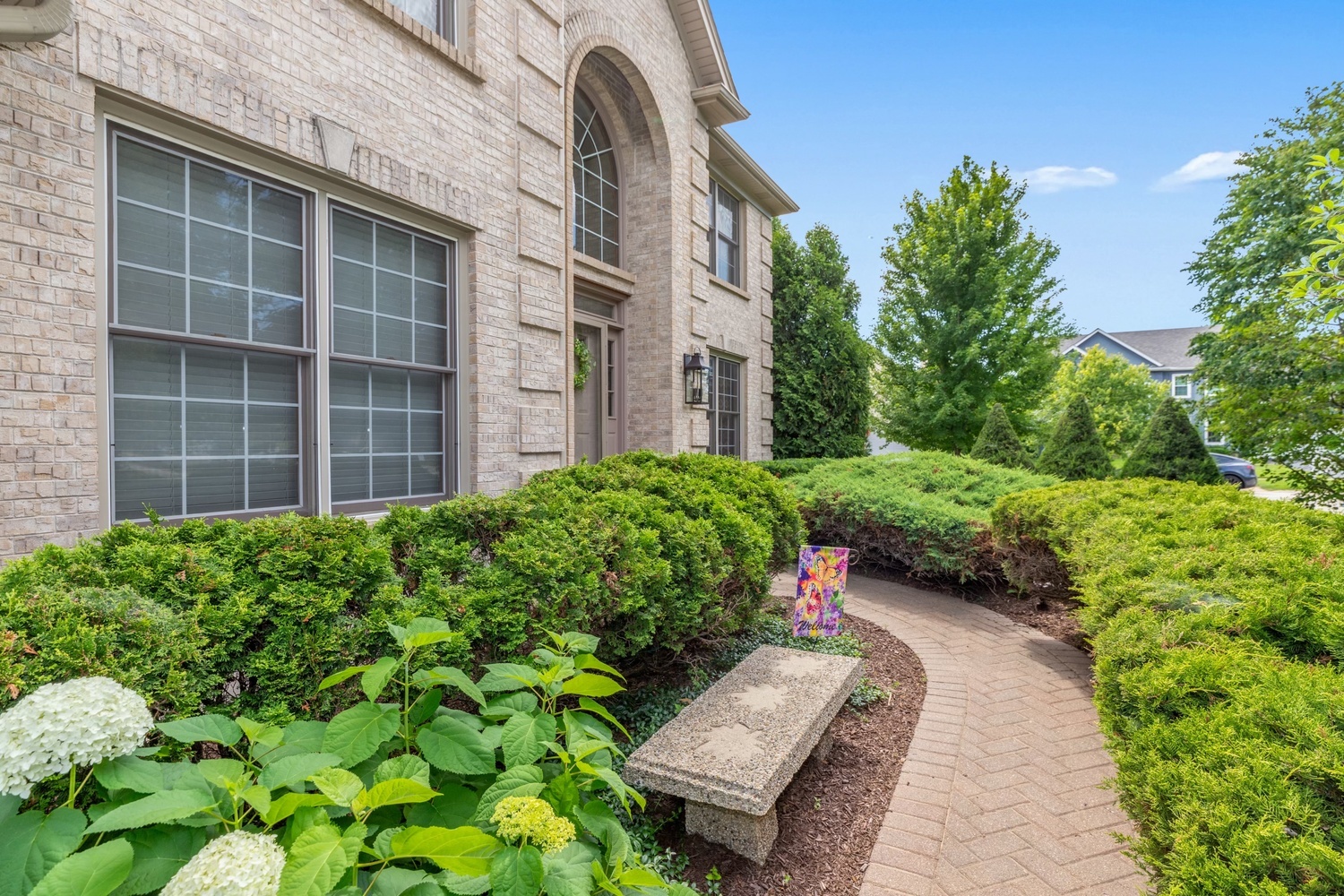 2660 Hoddam Road Naperville, IL 60564 - Photo 4 of 35