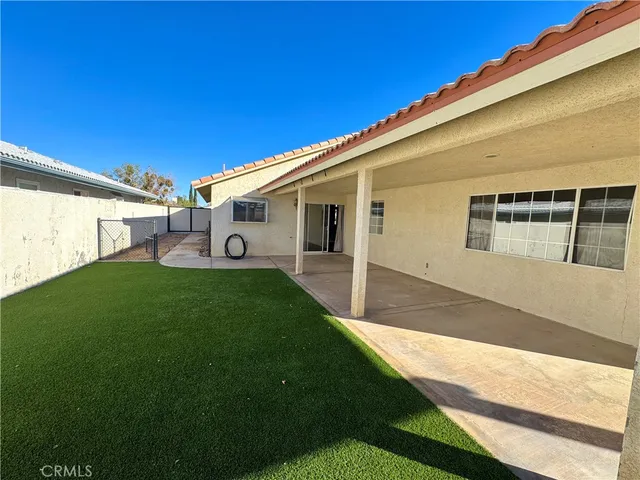 $2,600 | 12900 Briarcliff Drive, Victorville, CA 92395