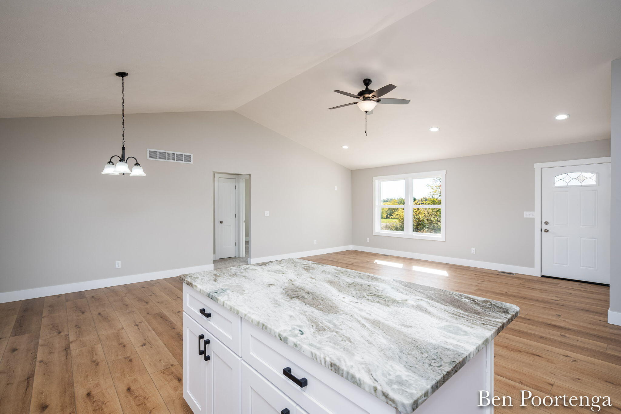 11868 Barber Road Greenville, MI 48838 - Photo 13 of 42 11868 W Barber-8
