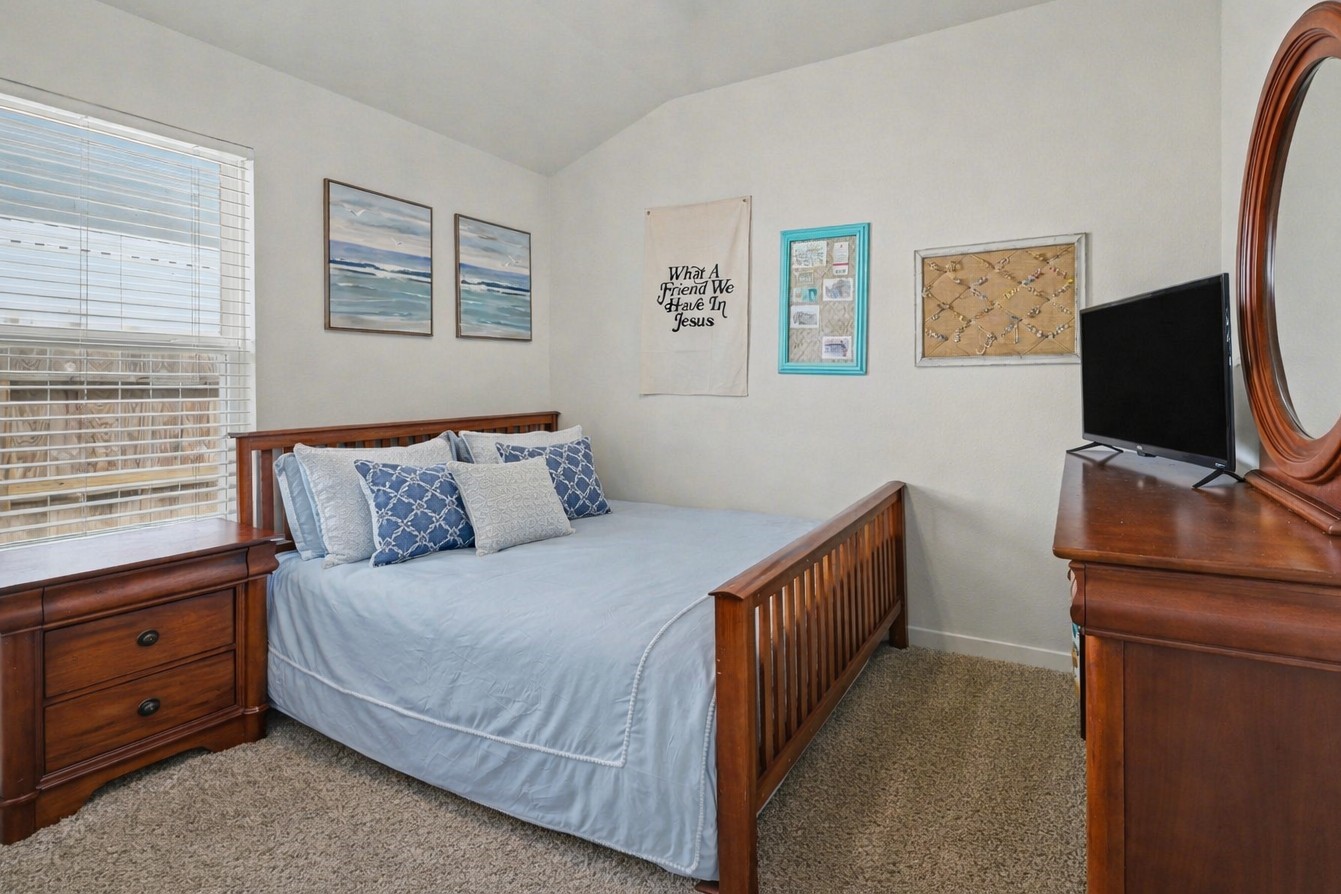 5842 Wayne Way Rosenberg, TX 77471 - Photo 10 of 17 Secondary Bedroom