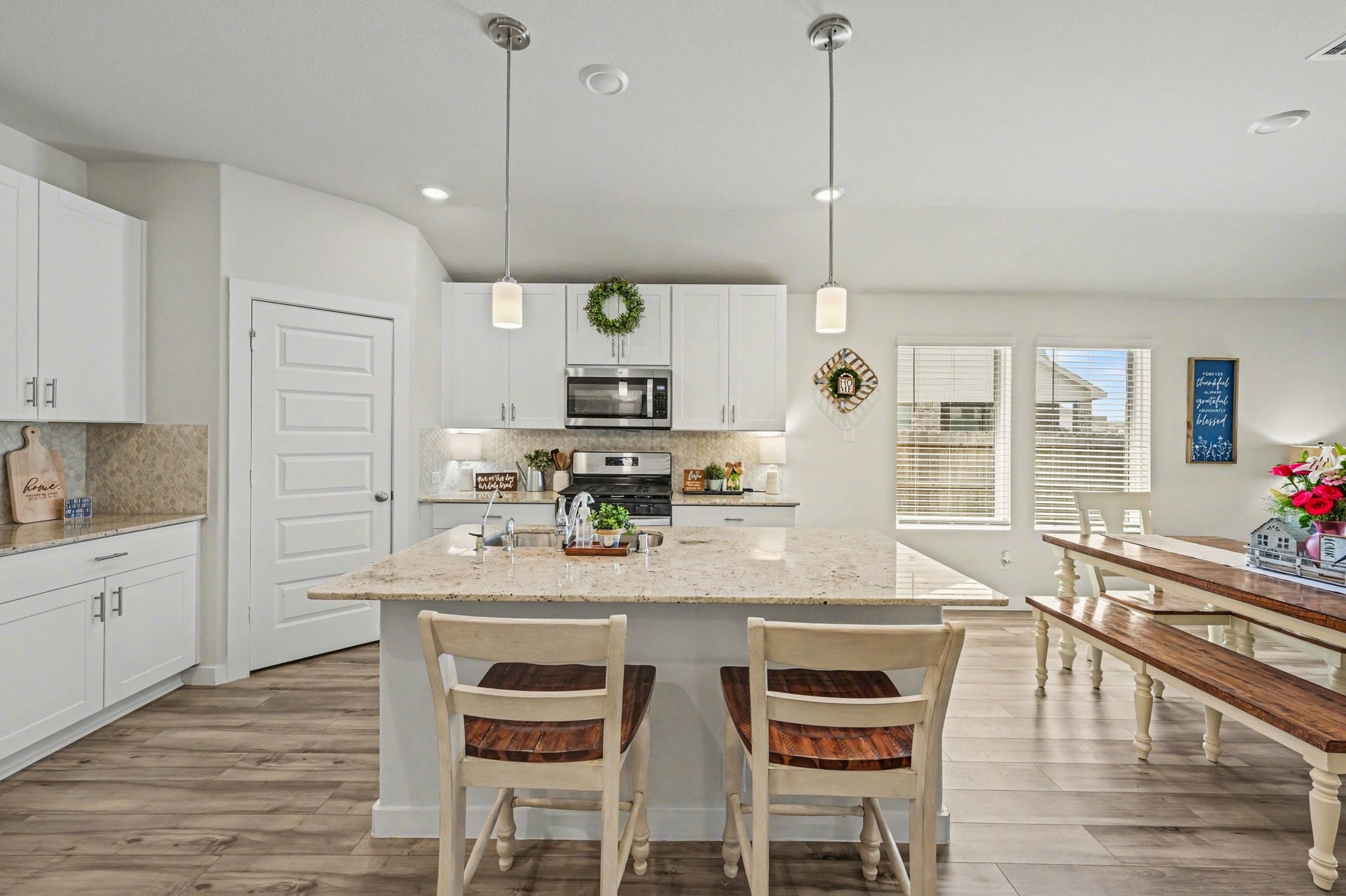 5842 Wayne Way Rosenberg, TX 77471 - Photo 2 of 17 Breathtaking Kitchen with fabulous finishes