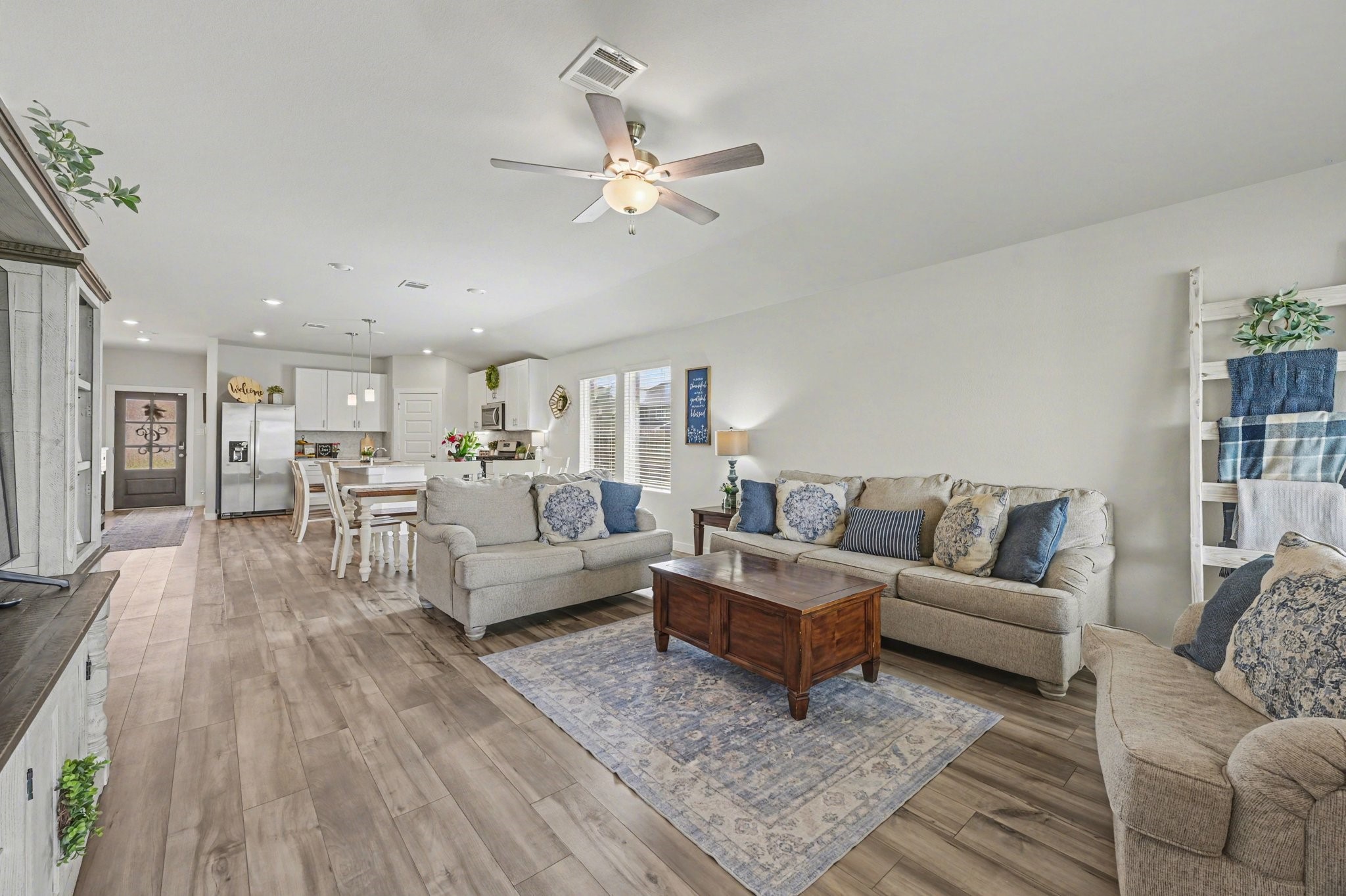 5842 Wayne Way Rosenberg, TX 77471 - Photo 17 of 17 Open floorplan