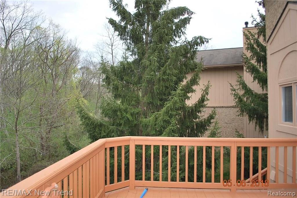 22150 River Ridge Trail, Unit 110 Farmington Hills, MI 48335 - Photo 11 of 23
