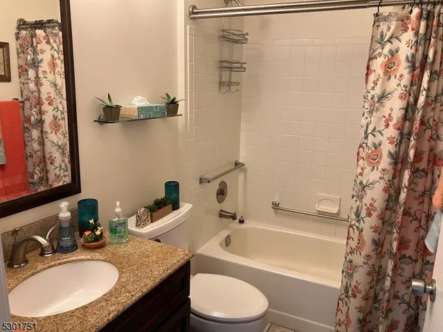 $2,400 | 1713 Breckenridge Drive, Unit 1713, Somerville, NJ 08876