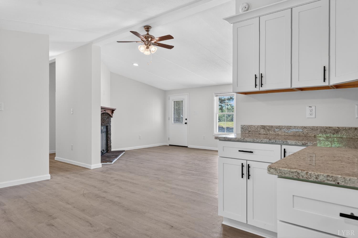3255 Cutbanks Road Pamplin, VA 23958 - Photo 18 of 30