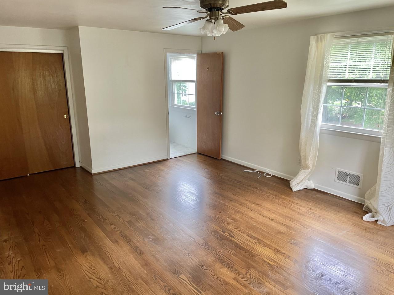 7013 Copeleigh Road Baltimore, MD 21212 - Photo 11 of 24 Primary bedroom with full, new bath with shower.