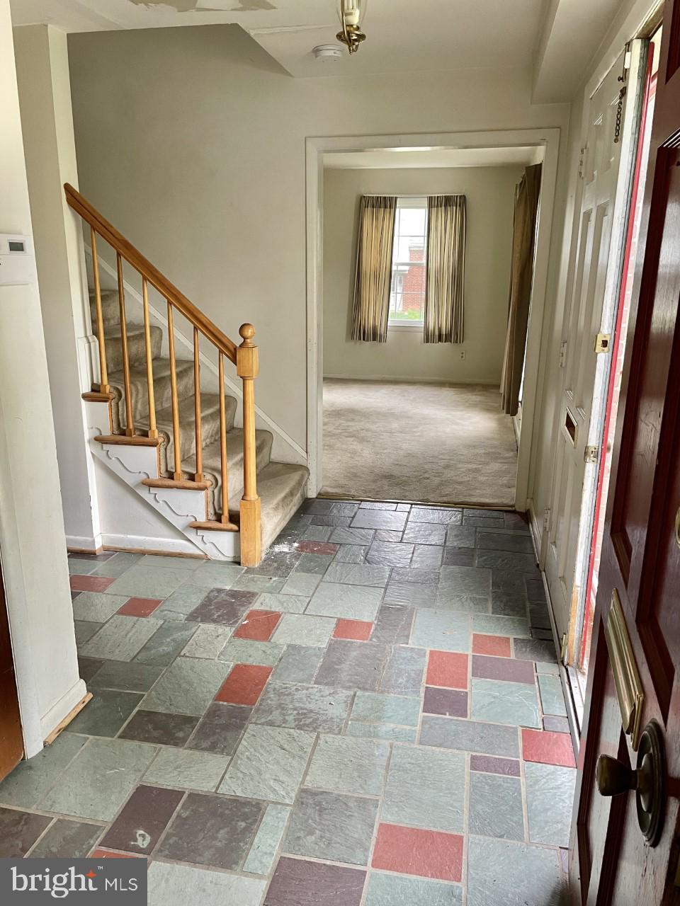 7013 Copeleigh Road Baltimore, MD 21212 - Photo 3 of 24 Foyer