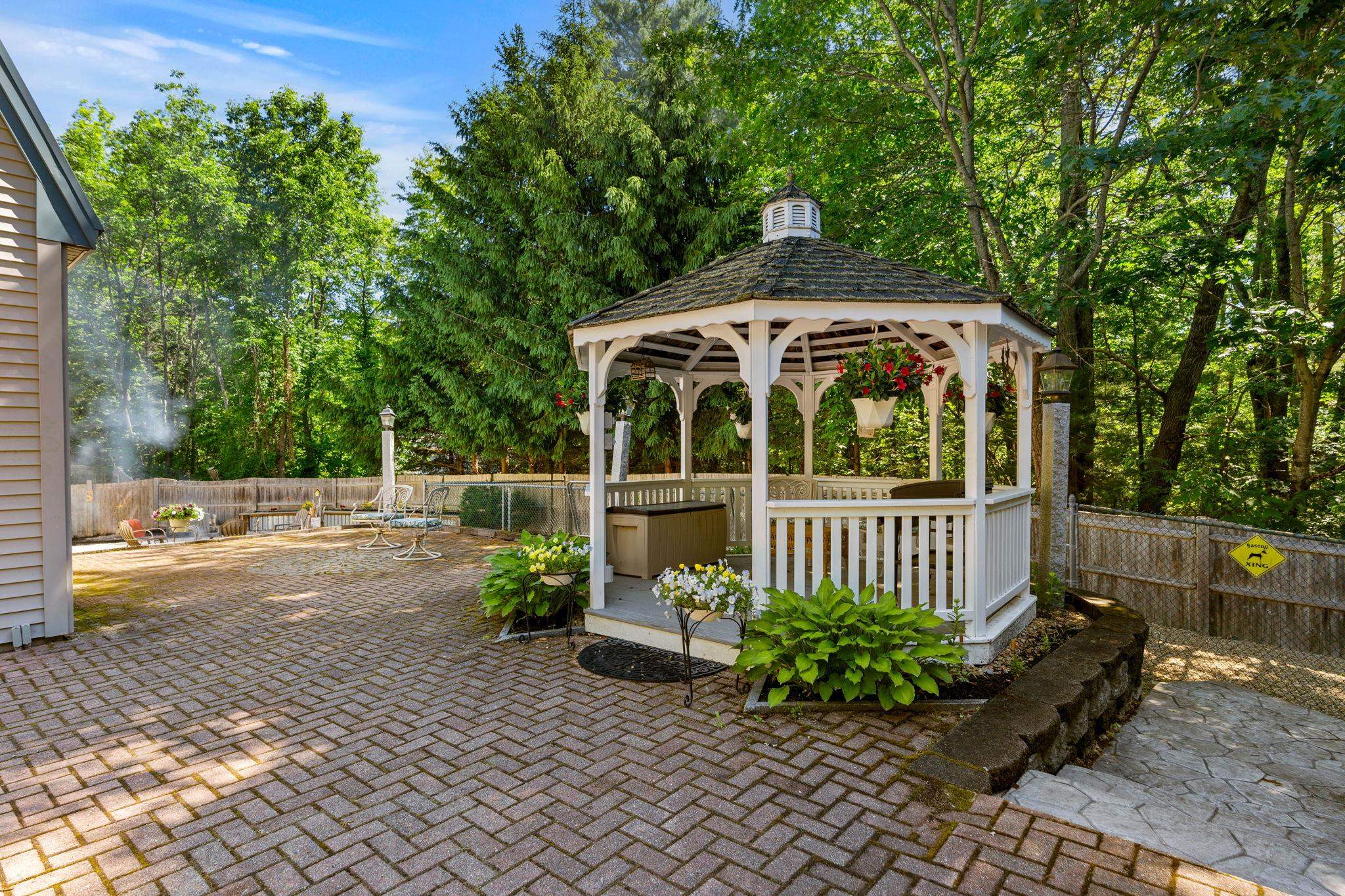 87 Lovering Road North Hampton, NH 03862 - Photo 29 of 39 Gallery Image 29