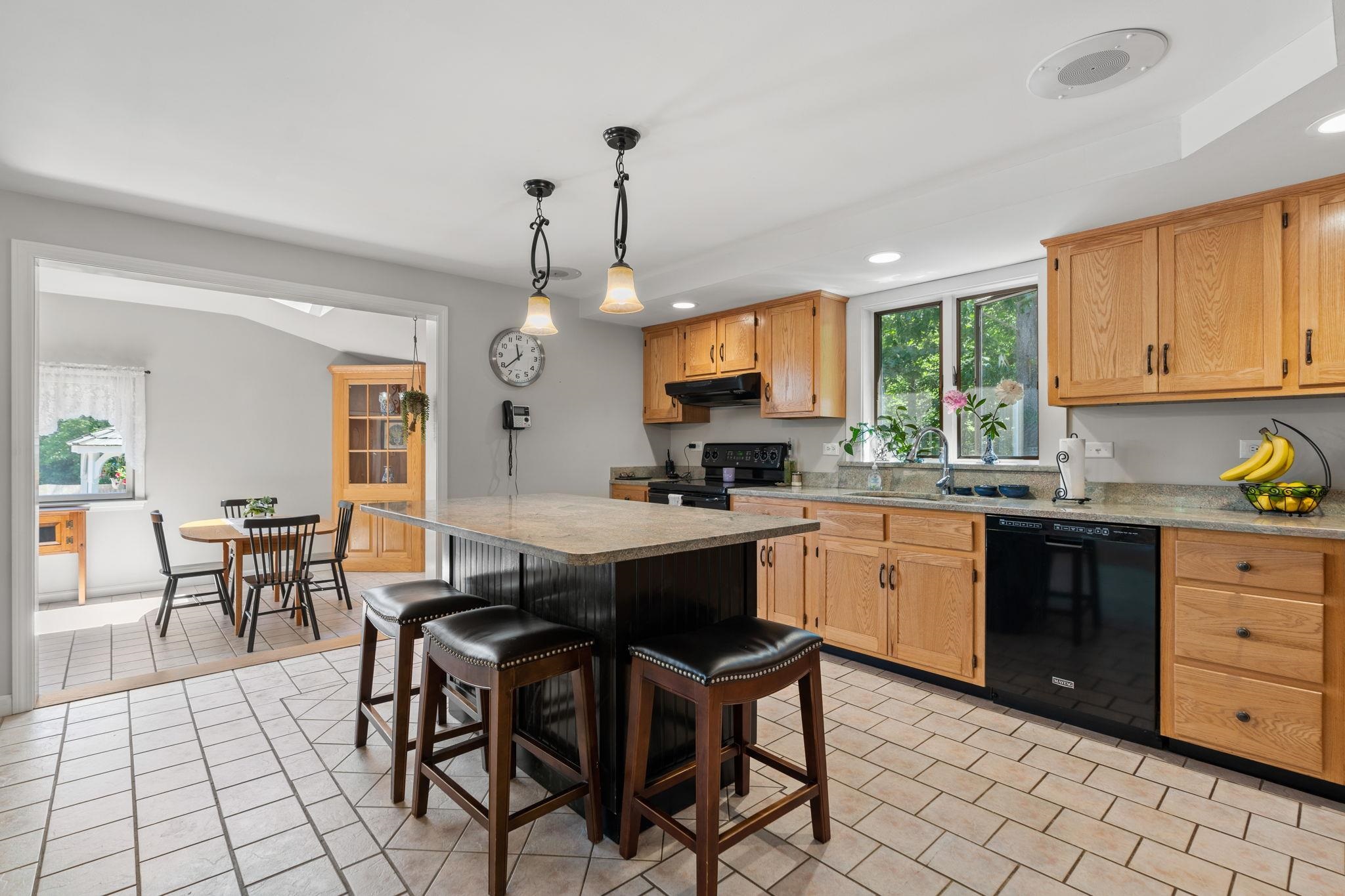 87 Lovering Road North Hampton, NH 03862 - Photo 34 of 39 Gallery Image 34