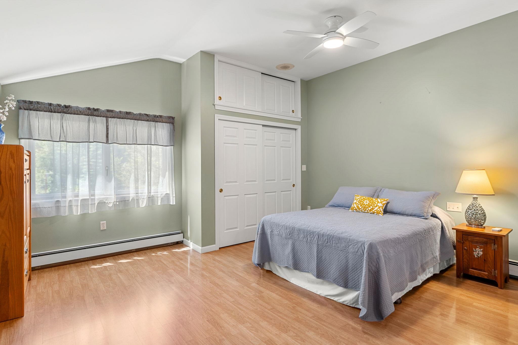 87 Lovering Road North Hampton, NH 03862 - Photo 4 of 39 Gallery Image 4