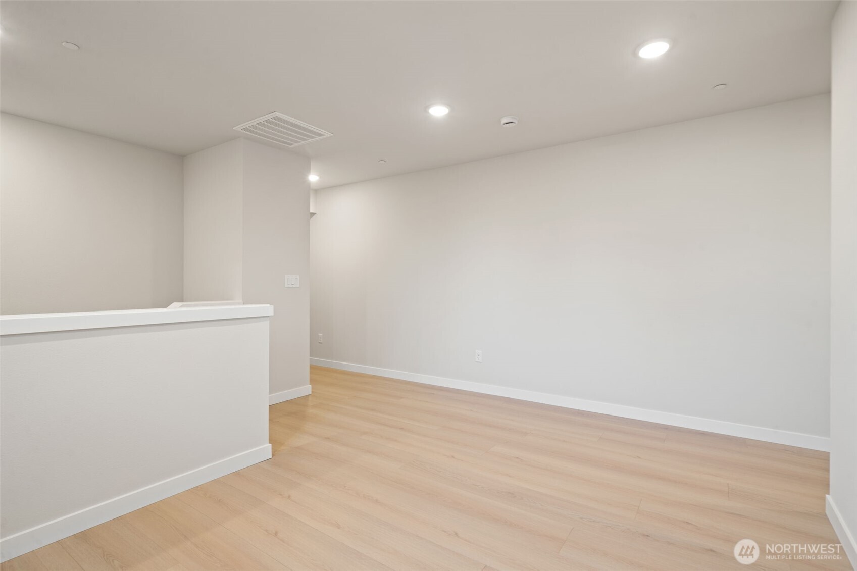 669 West Hendrickson Road, Unit 1 Sequim, WA 98382 - Photo 13 of 22