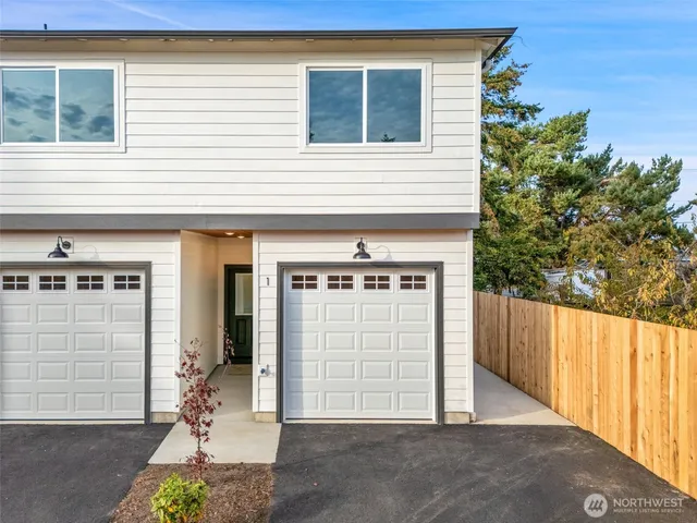 $429,950 | 669 West Hendrickson Road, Unit 1, Sequim, WA 98382