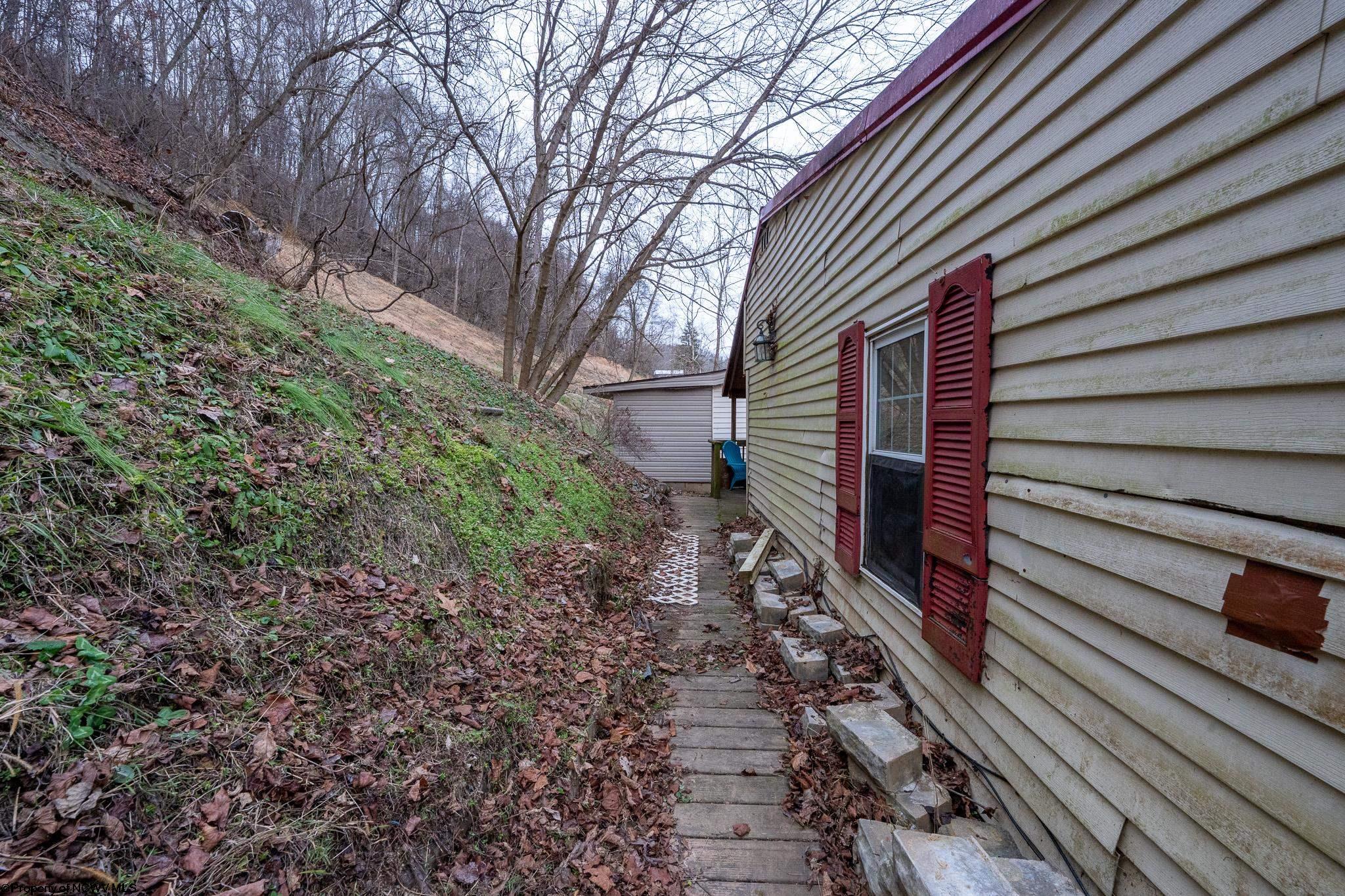 139 Ramp Hollow Road Pursglove, WV 26546 - Photo 4 of 28 Gallery Image 4