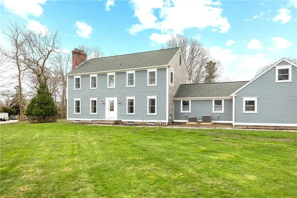 $4,900 | 155 Taylor Road, Portsmouth, RI 02871