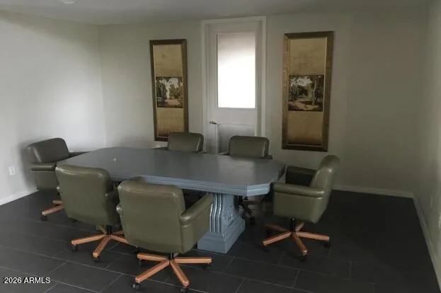 $195,000 | 2929 West Yorkshire Drive, Unit 2101, Phoenix, AZ 85027