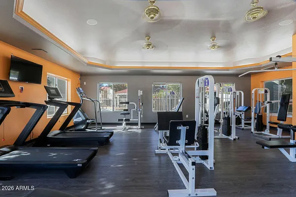 $195,000 | 2929 West Yorkshire Drive, Unit 2101, Phoenix, AZ 85027