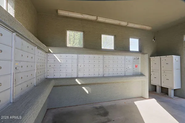 $195,000 | 2929 West Yorkshire Drive, Unit 2101, Phoenix, AZ 85027