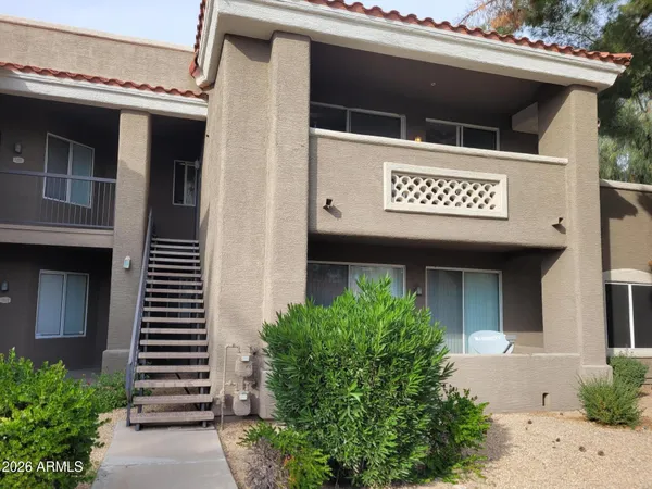 $195,000 | 2929 West Yorkshire Drive, Unit 2101, Phoenix, AZ 85027